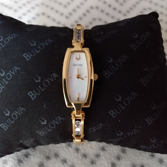 Bulova Ladies Watch New in Box - Picture 1 of 9